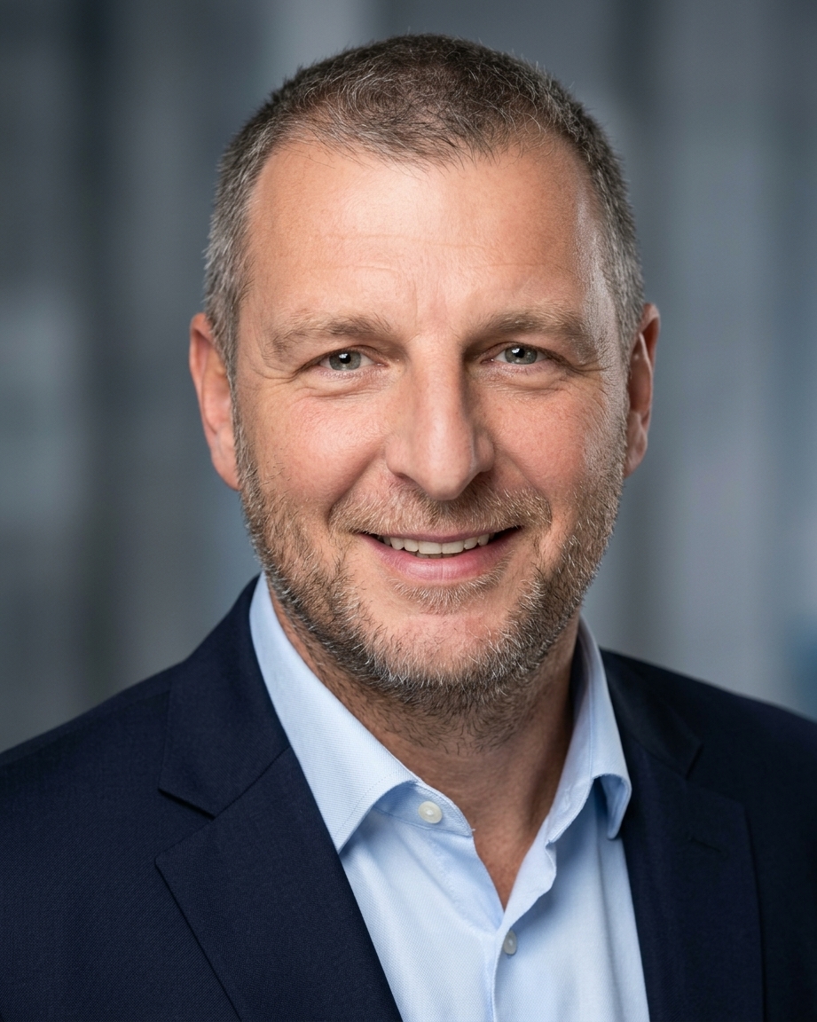 Profesionálny headshot - AI portrét Ján Mika